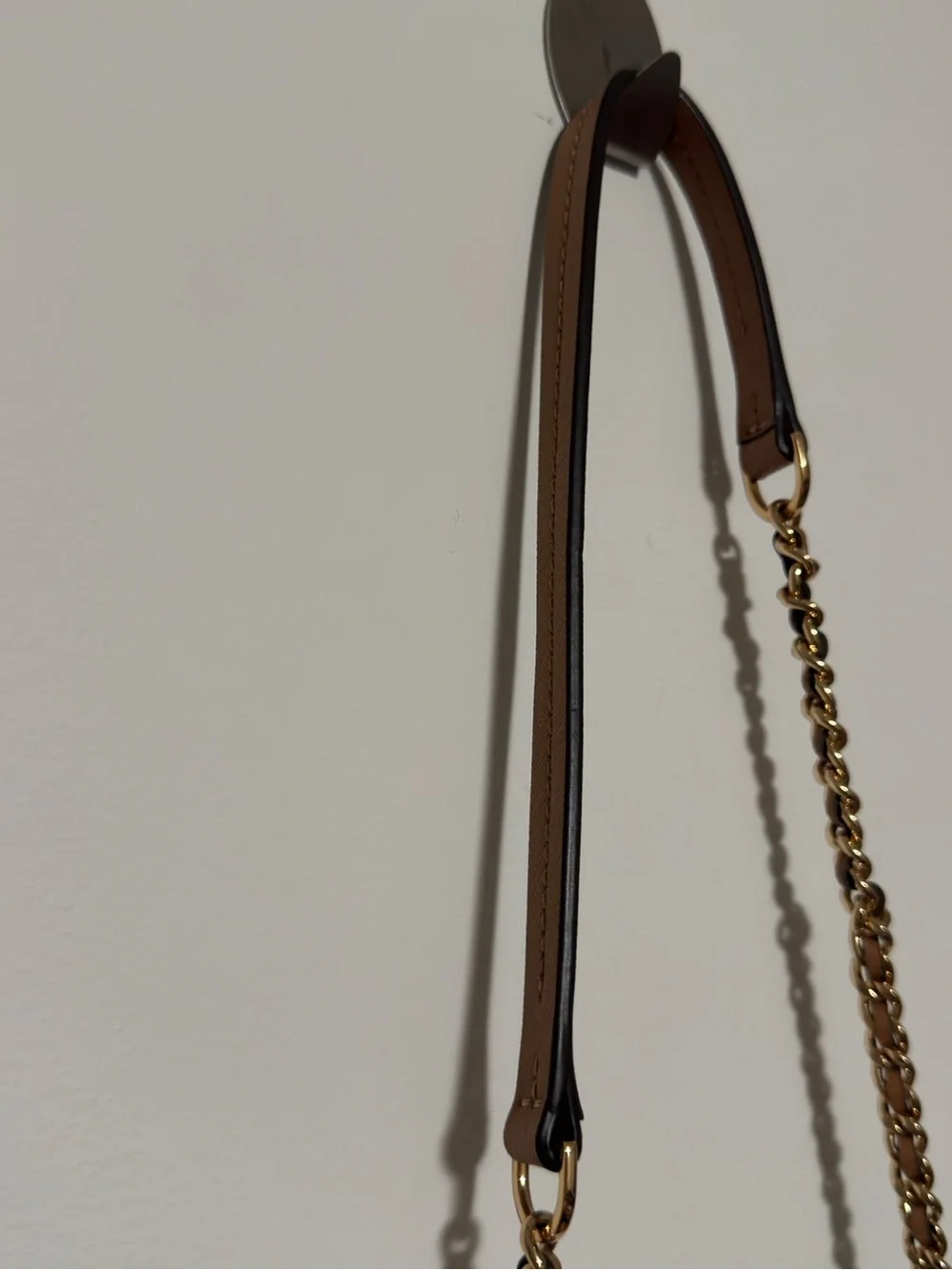 NEW Tory Burch Emerson Envelope Adjustable Shoulder Bag Cardamom